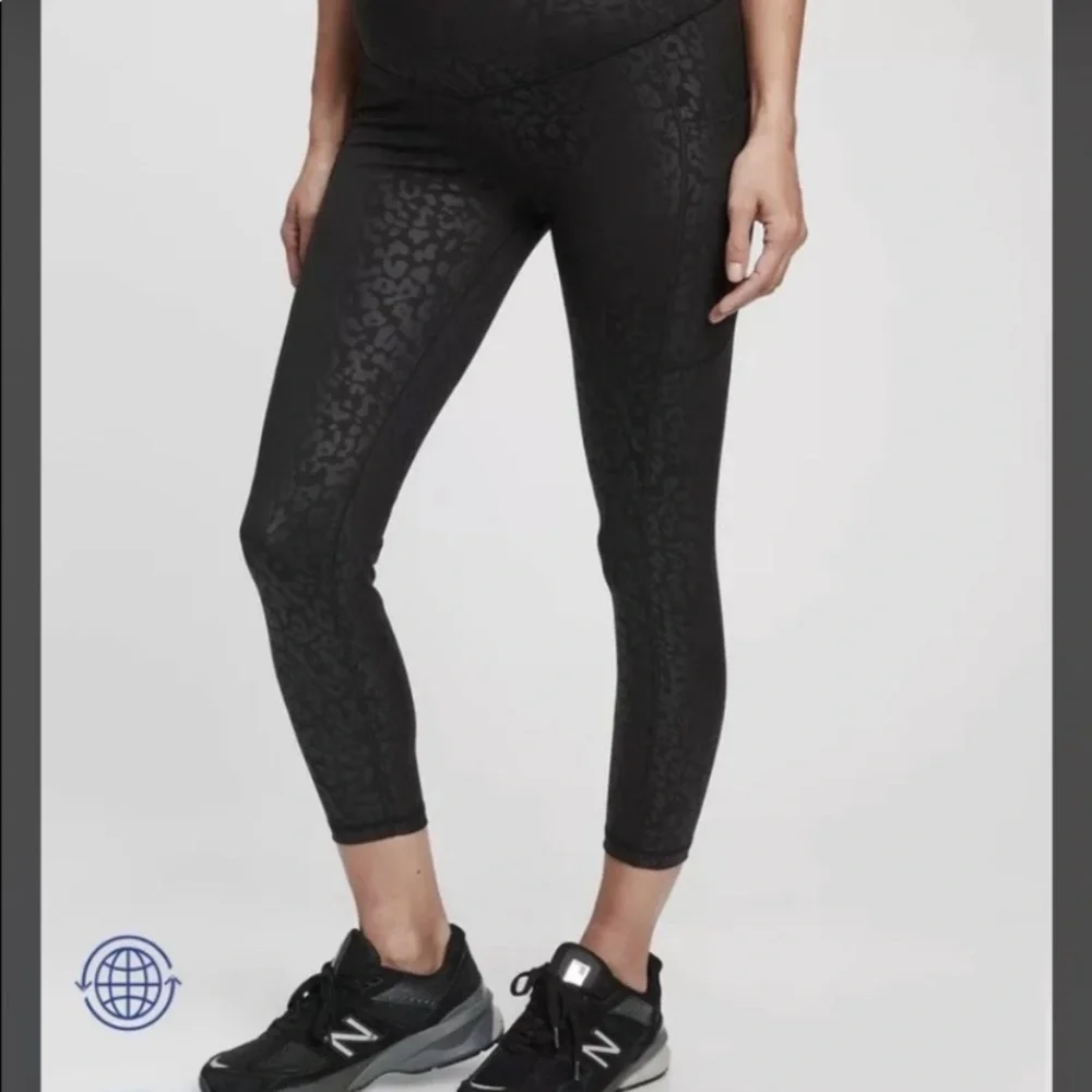 Gap Maternity Recycled Power Full-Panel 7/8 Leggings Black Leopard